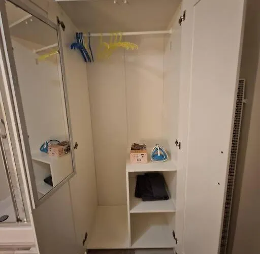 Room 505 - Eindhoven - By T&S Apartment